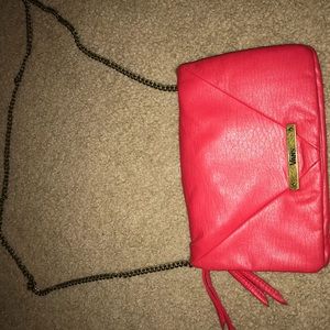 vans red crossbody bag